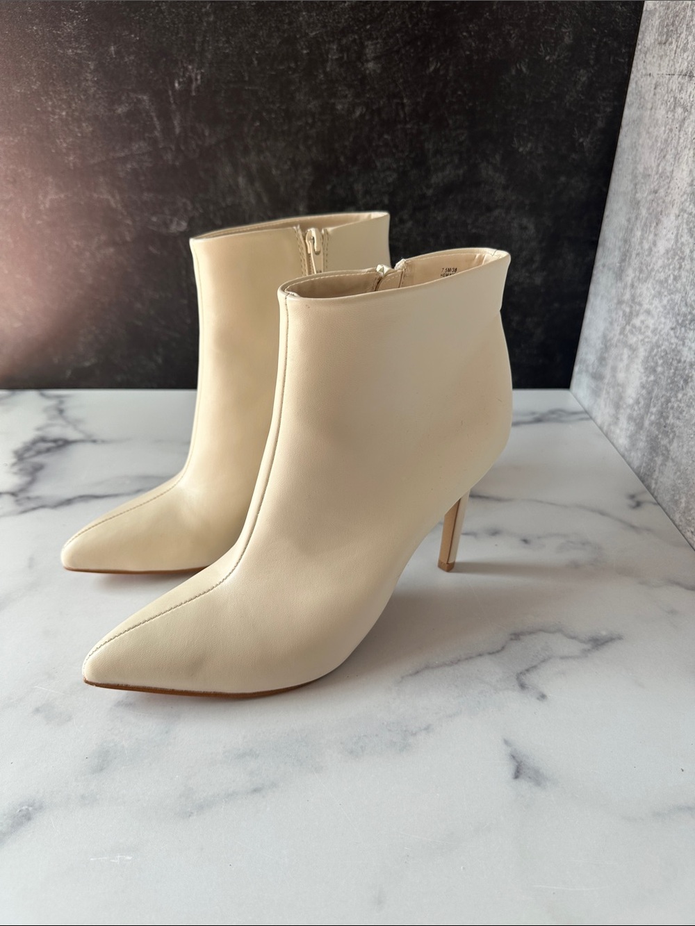 BCNG Generation Cream Pointed-Toe Ankle Booties - Size 7.5